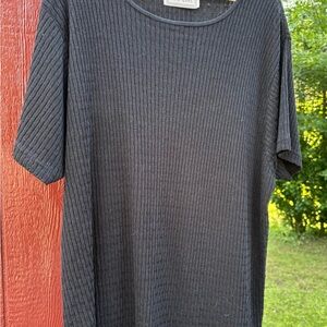 Women’s Black Ribbed top